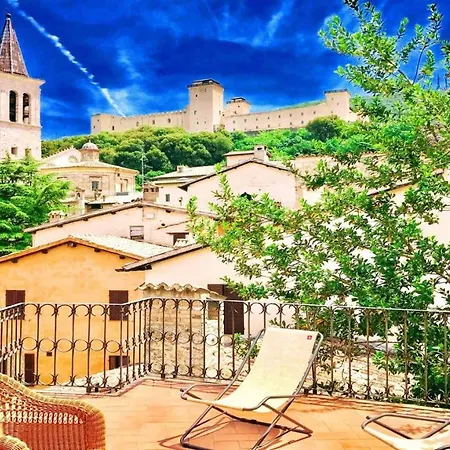Terrazza Duomo/sleeps 6/spoleto Centre Spoleto