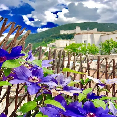 Lejlighed Terrazza Duomo/sleeps 6/spoleto Centre