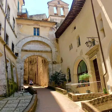 Terrazza Duomo/sleeps 6/spoleto Centre Lejlighed Spoleto