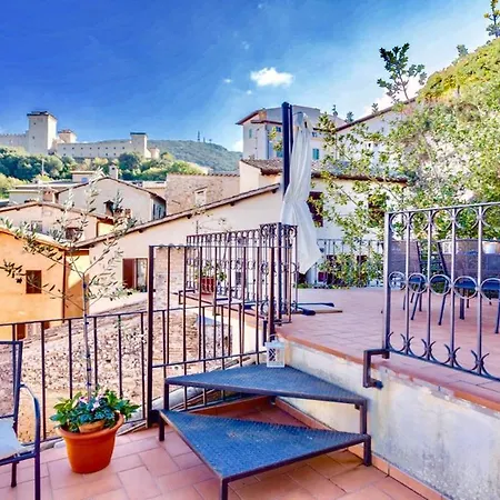Terrazza Duomo/sleeps 6/spoleto Centre Lejlighed