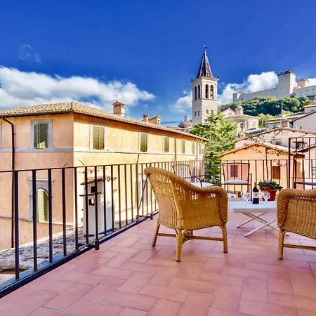Terrazza Duomo/sleeps 6/spoleto Centre * Spoleto